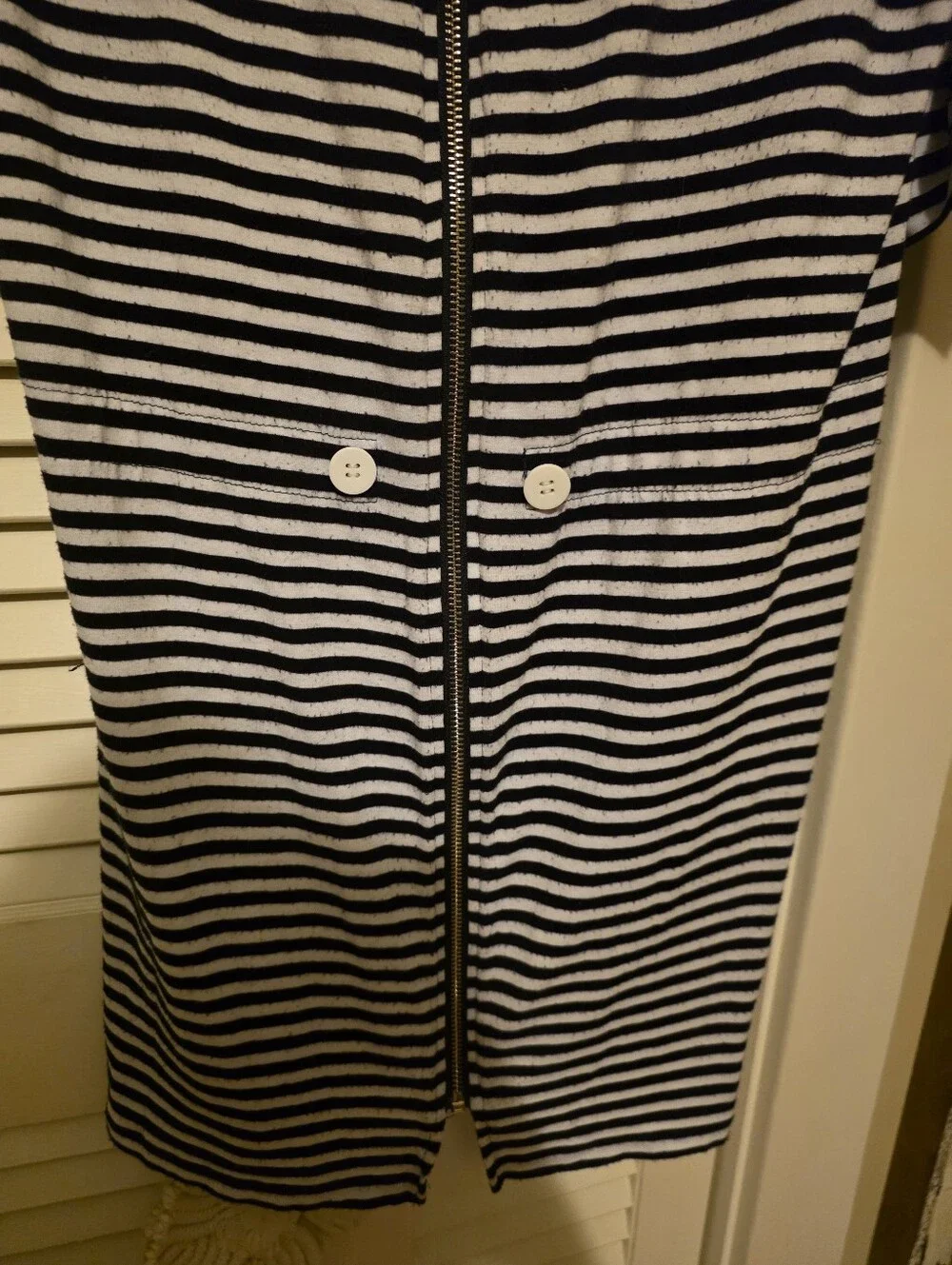 N/A navy white